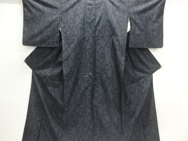 JAPANESE KIMONO / ENSEMBLE KIMONO / SILK / DORO OSHIMA TSUMUGI / WOVEN ARABESQUE